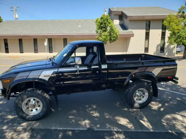 1981 Toyota SR5 TRUCK SR5