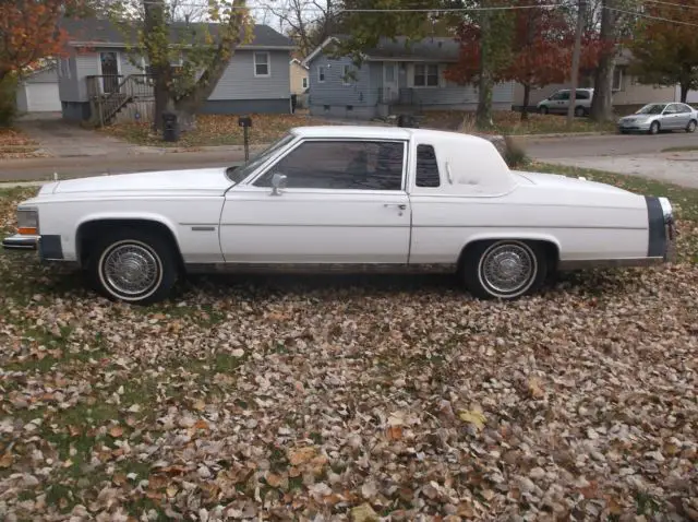 1982 Cadillac Fleetwood Brougham