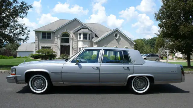 1982 Cadillac Fleetwood Brougham