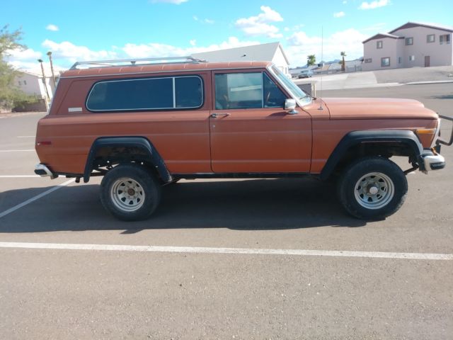 1982 Jeep Cherokee laredo