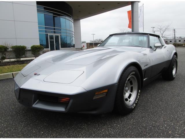 1982 Chevrolet Corvette Base Coupe 2-Door