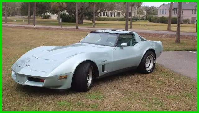 1982 Chevrolet Corvette Base Coupe 2-Door