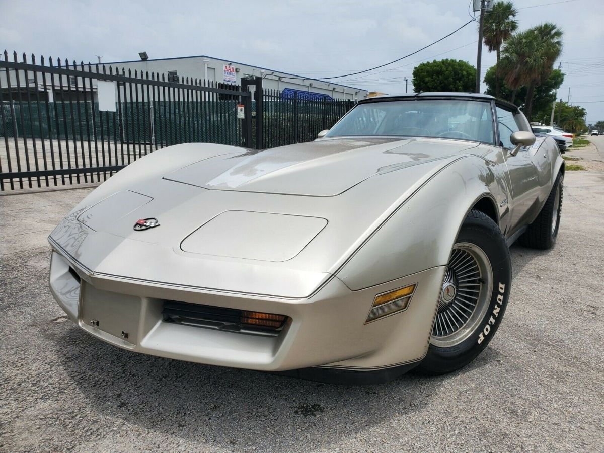 1982 Chevrolet Corvette COLLECTOR EDITION