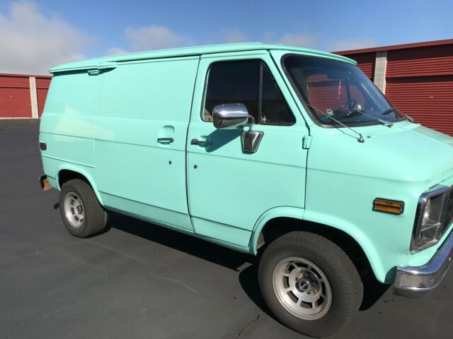 1982 Chevrolet G10 Van