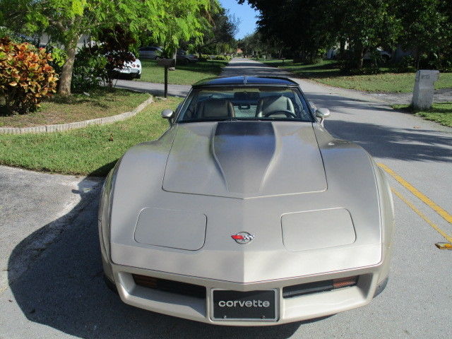 1982 Chevrolet Corvette coupe