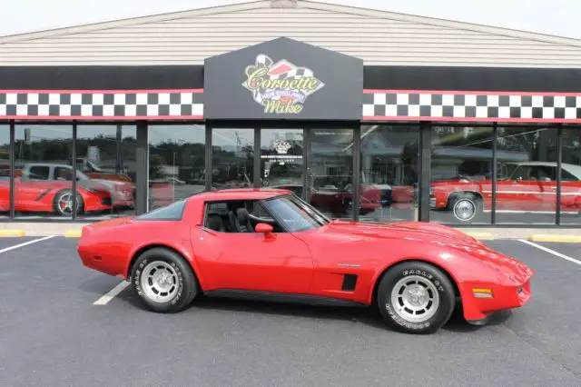 1982 Chevrolet Corvette LEATHER