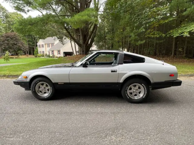 1982 Datsun Z-Series Grey & Black two tone