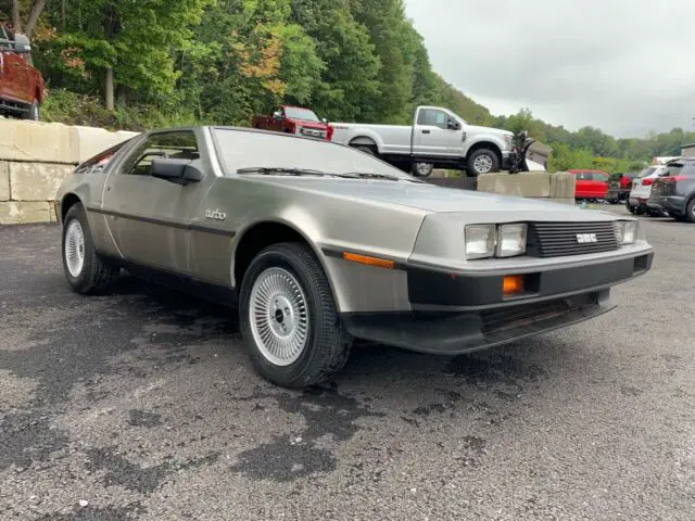 1982 DeLorean