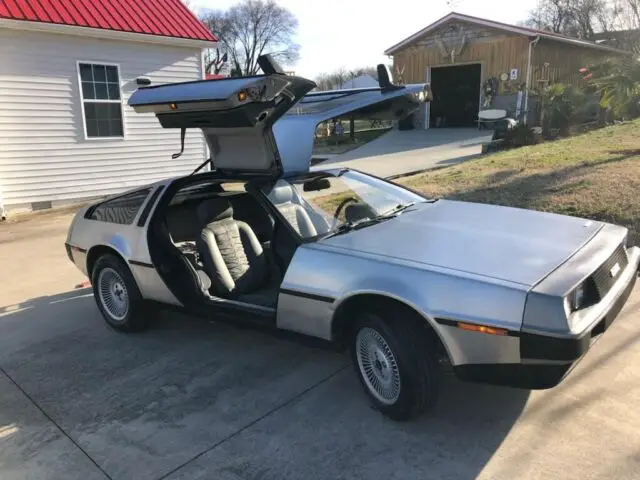 1982 DeLorean