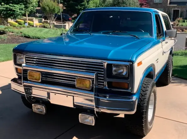 1982 Ford Bronco LARIAT