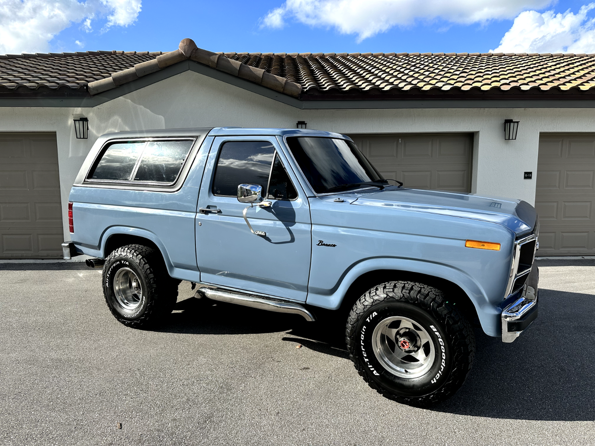 1982 Ford Bronco XLT