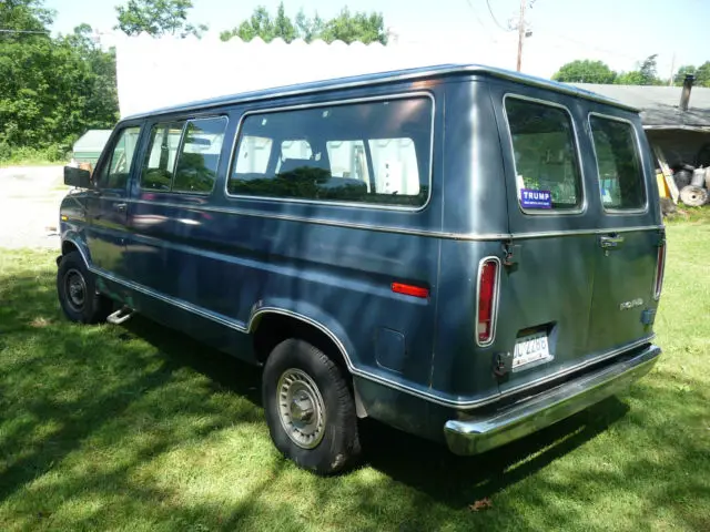 1982 Ford E-Series Van