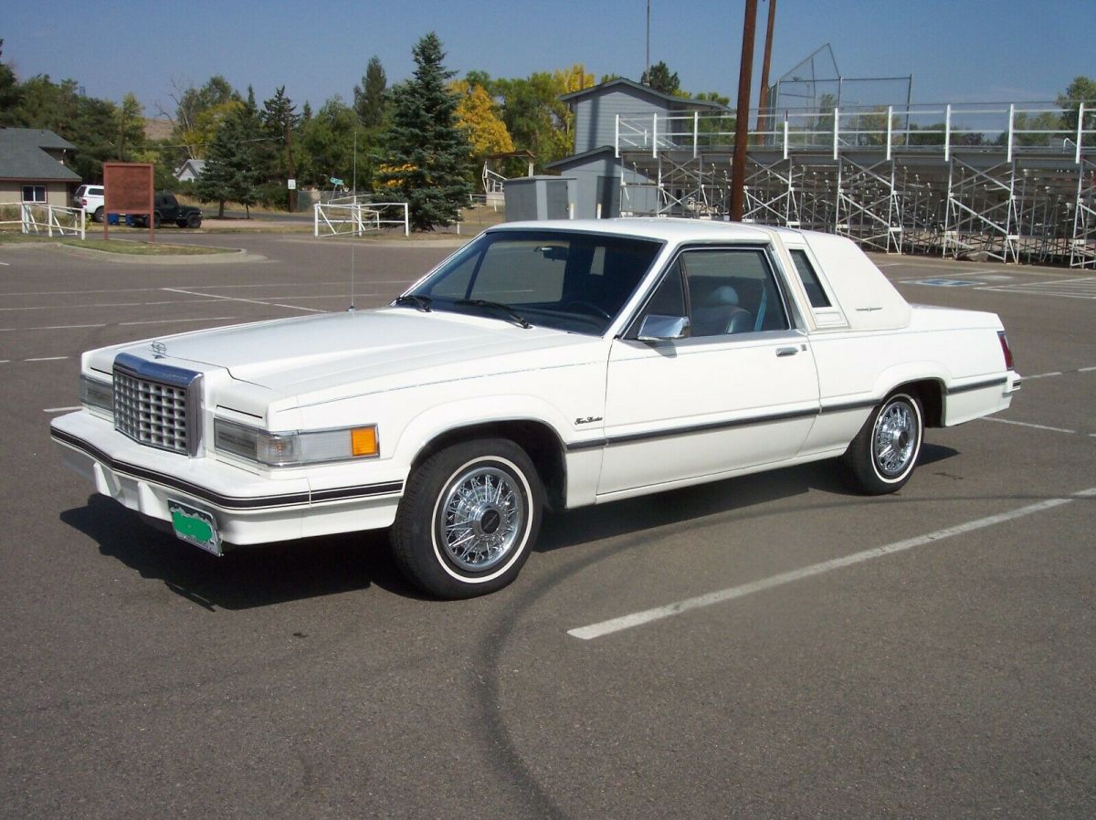 1982 Ford Thunderbird