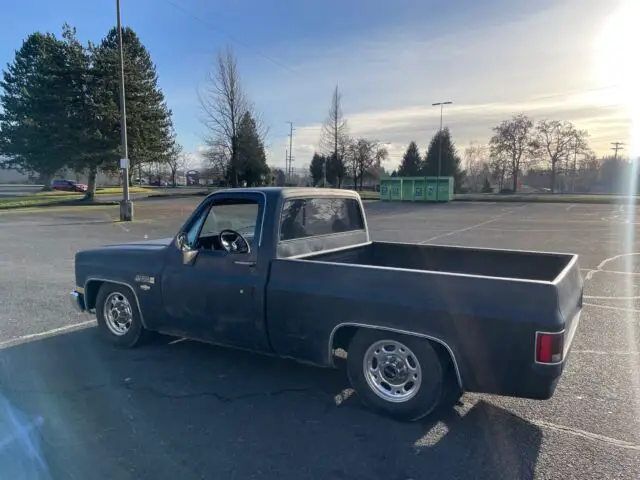 1982 GMC C2500 C10