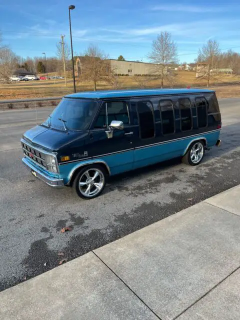 1982 GMC Rally Wagon / Van G2500