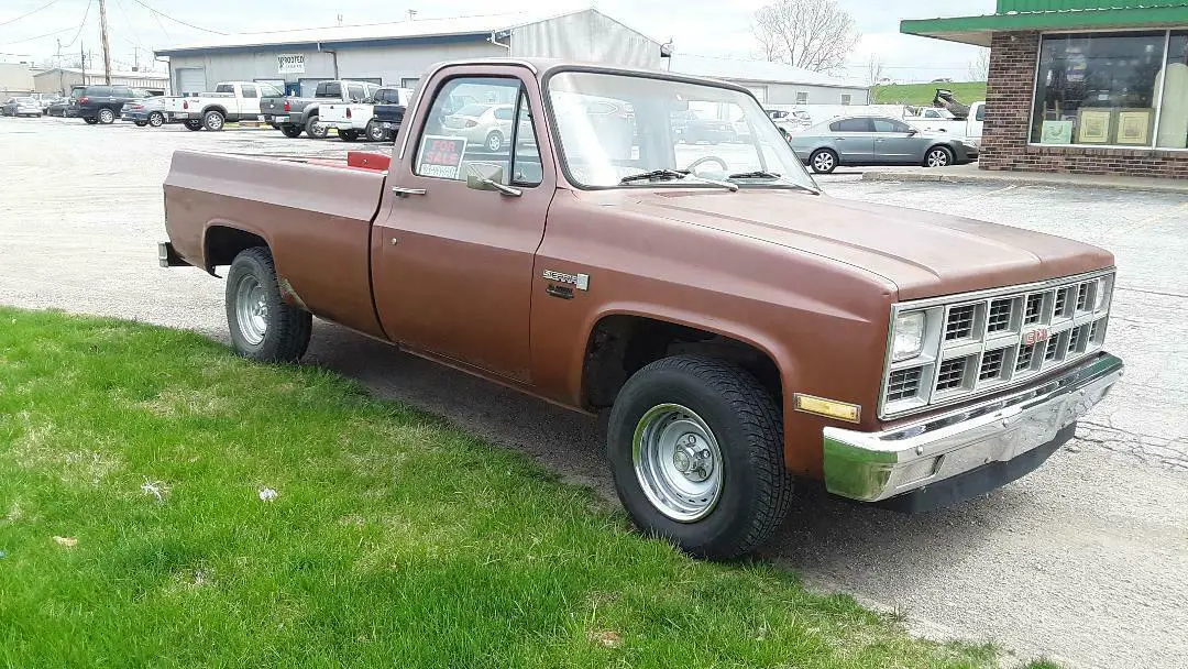 1982 GMC Sierra 1500 standard