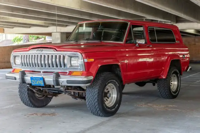 1982 Jeep Cherokee LAREDO