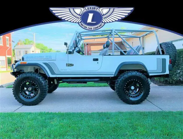 1982 Jeep CJ8 Scrambler --