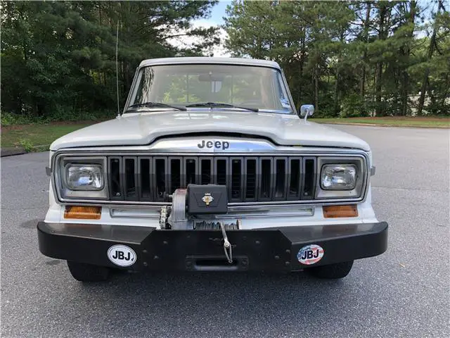 1982 Jeep J-10 Pickup Townside 2dr 4WD Standard Cab SB