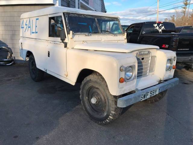 1982 Land Rover Defender 110