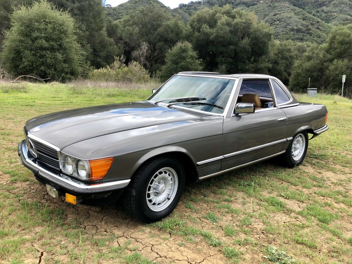 1982 Mercedes-Benz SL-Class 2 Door