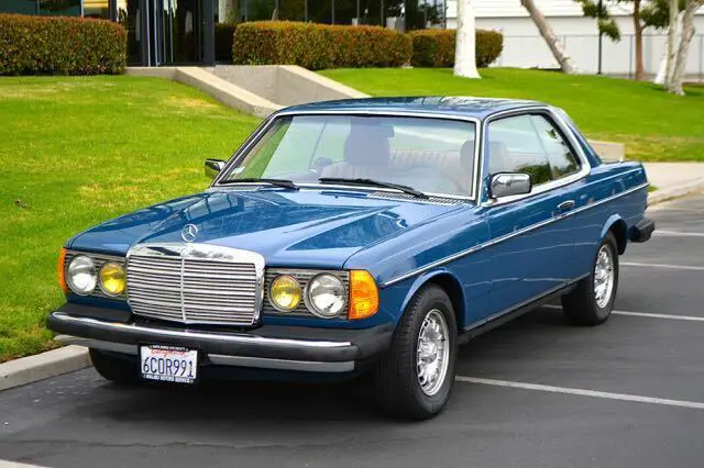 1982 Mercedes-Benz 300-Series 300cd turbo diesel 2 door coupe gorgeous