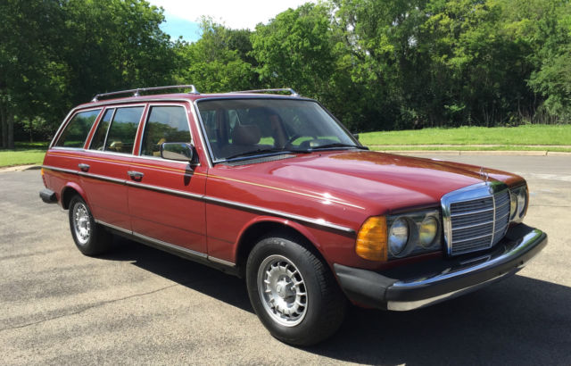 1982 Mercedes-Benz 300-Series