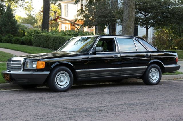 1982 Mercedes-Benz 300-Series 380SEL
