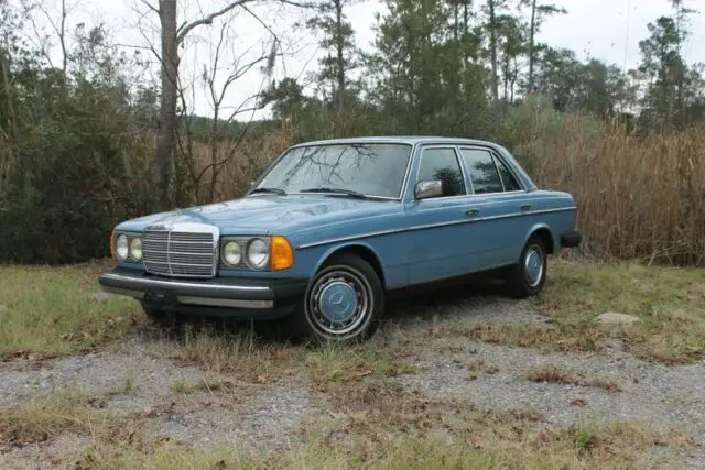 1982 Mercedes-Benz 240 D --