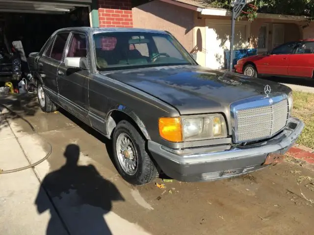 1982 Mercedes-Benz 300-Series 300SD