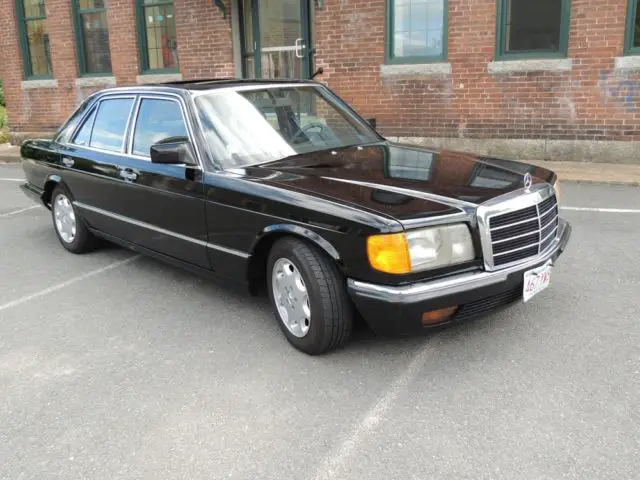 1982 Mercedes-Benz 300-Series 300SD