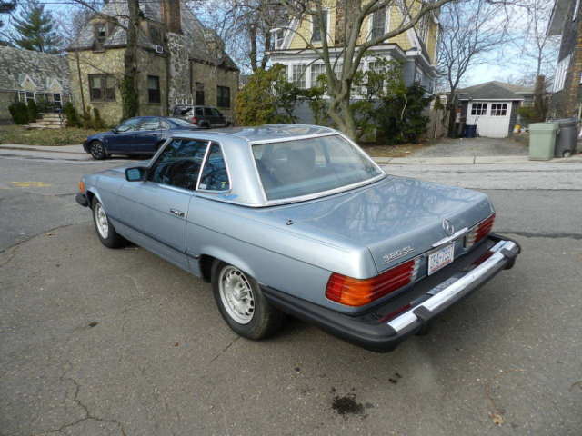 1982 Mercedes-Benz SL-Class 2dr Roadster