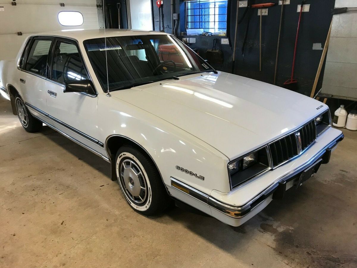 1982 Pontiac 6000