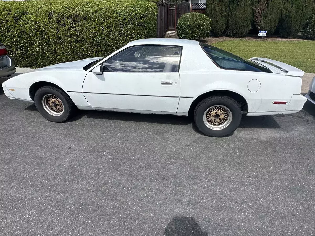 1982 Pontiac Firebird