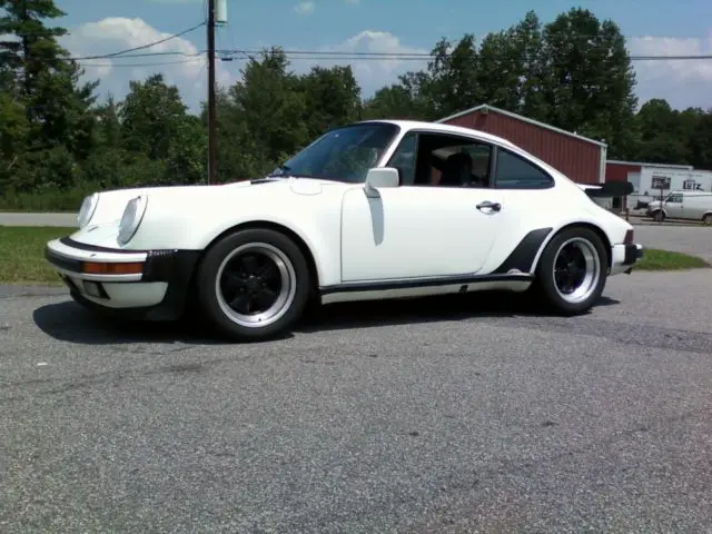 1982 Porsche 911 turbo