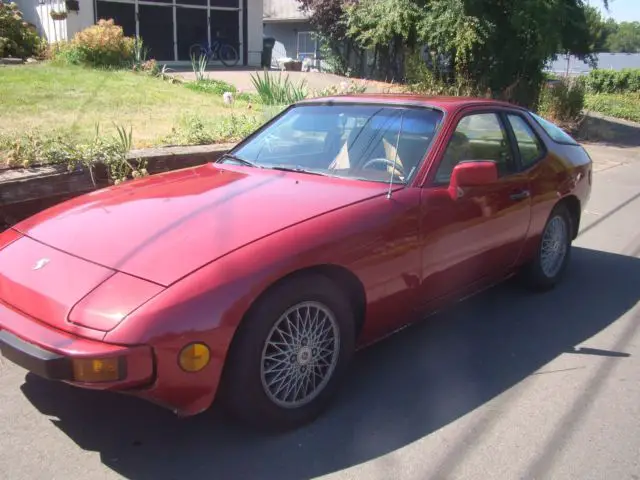 1982 Porsche 924 base