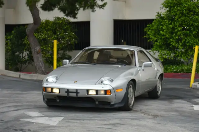 1982 Porsche 928