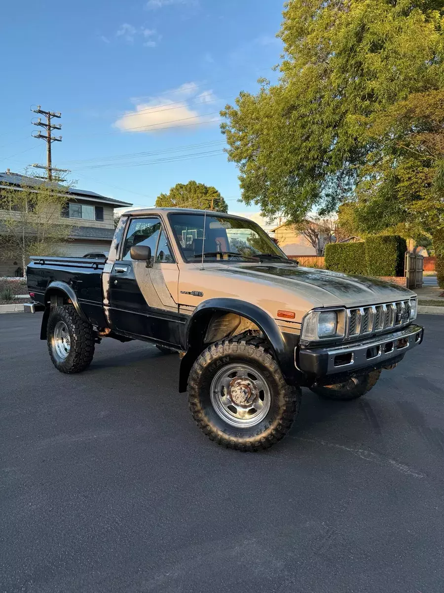 1982 Toyota Pickup RN38