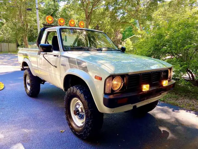 1982 Toyota Pickup 1/2 TON RN44