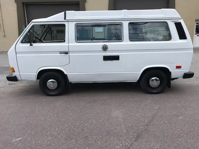 1982 Volkswagen Bus/Vanagon Campmobile Van Camper 3-Door