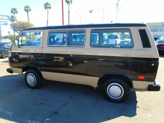 1982 Volkswagen Bus/Vanagon