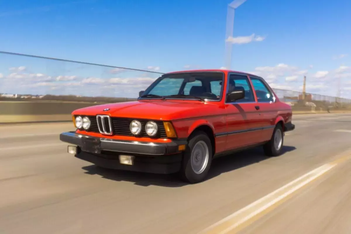 1983 BMW 3-Series 320is