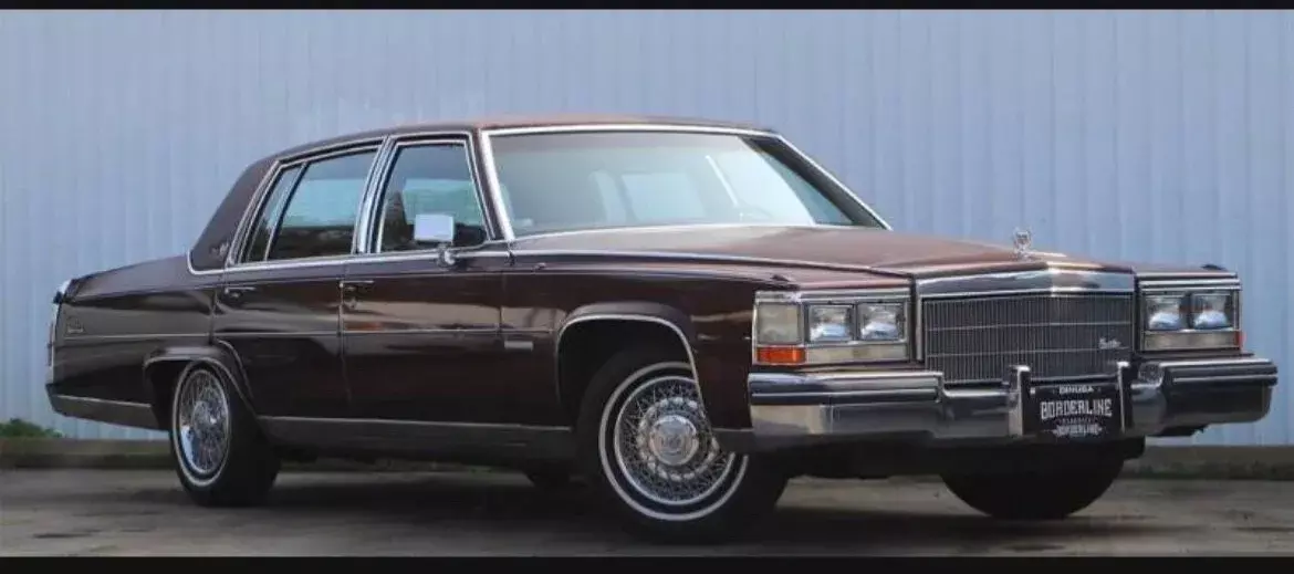 1983 Cadillac Fleetwood BROUGHAM