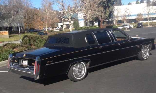 1983 Cadillac Fleetwood 4 door Facory Limousine - Gold Edition