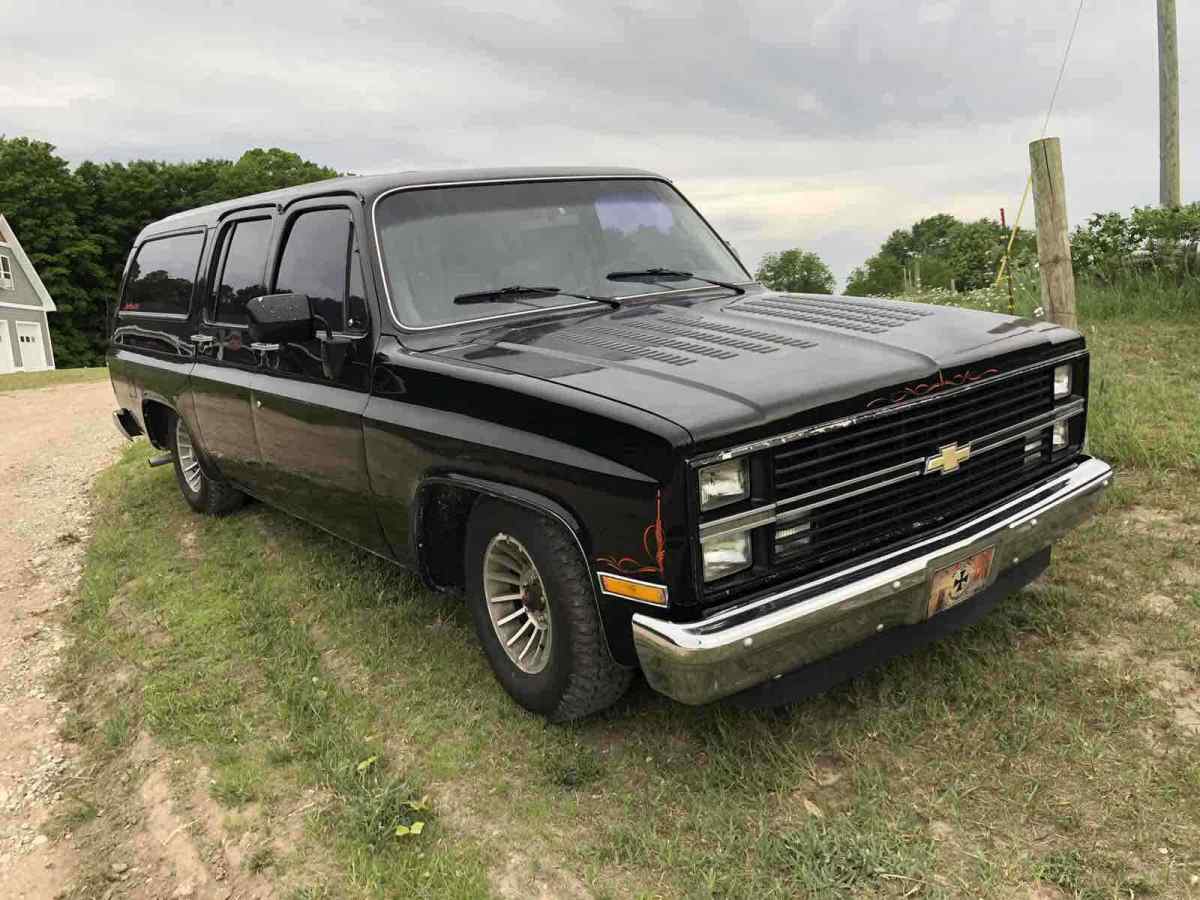 1983 Chevrolet C10 Suburban C10