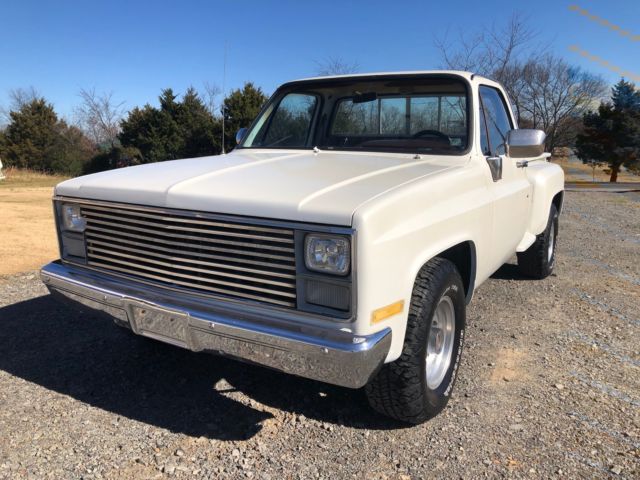 1983 Chevrolet C/K Pickup 2500 C20 with 454 BBC! - Rarely Seen Square Body