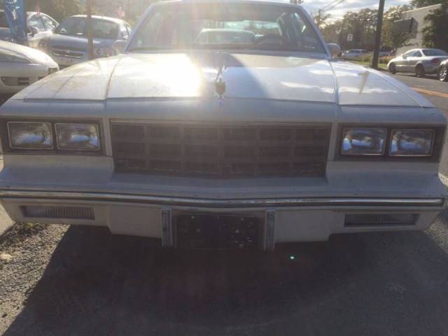 1983 Chevrolet Monte Carlo Base 2dr Coupe