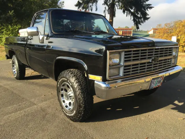 1983 Chevrolet C/K Pickup 2500 Black