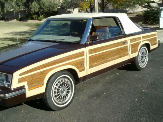 1983 Chrysler LeBaron Mark Cross edition