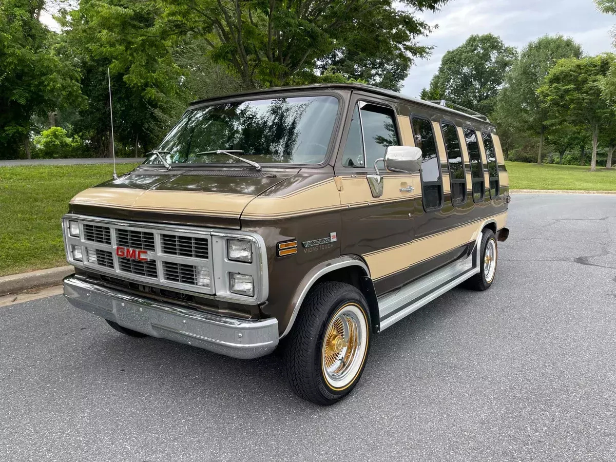 1983 GMC Vandura Vintage GMC G2500 Midas Touch Classic Conversion